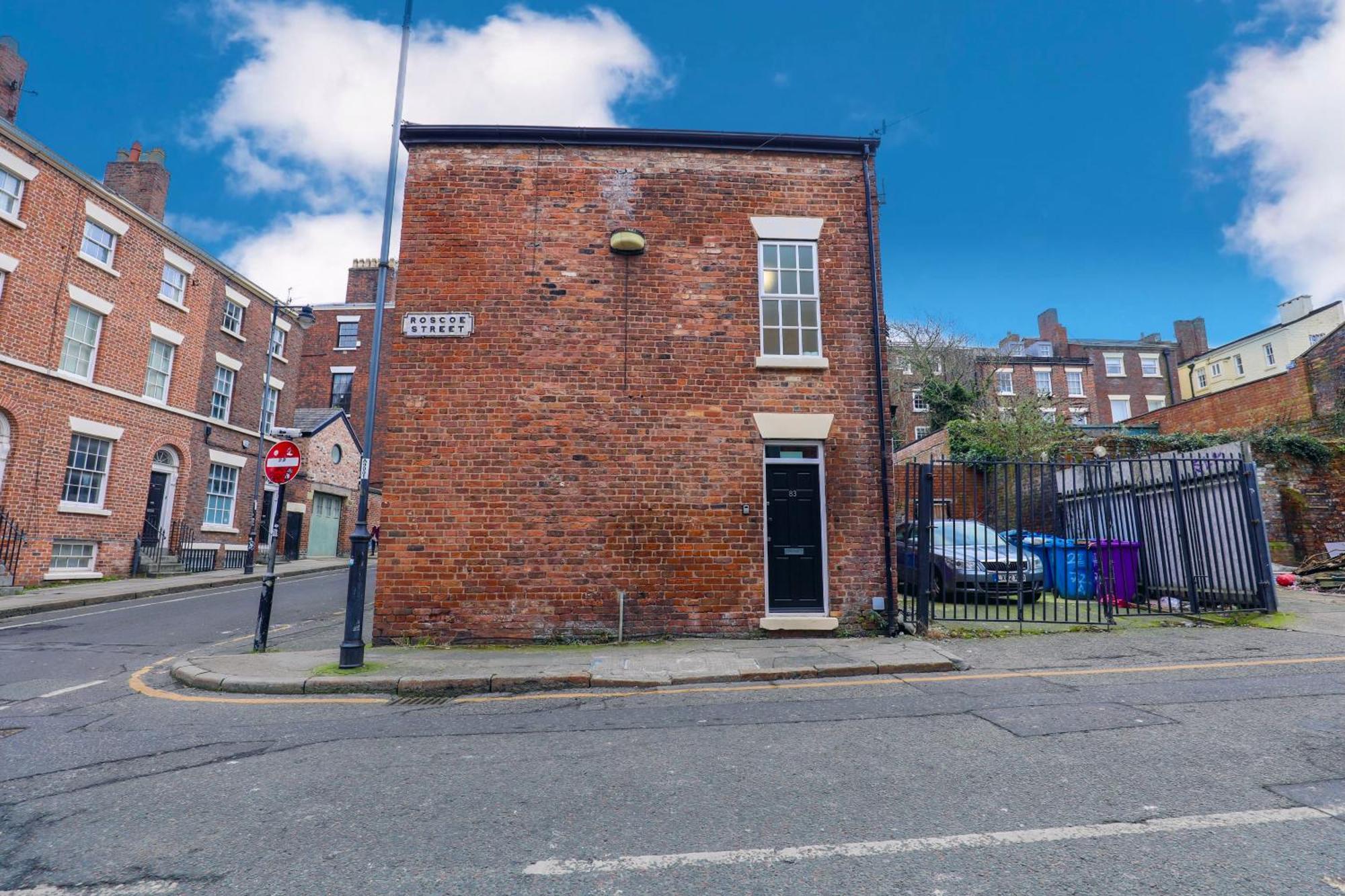 The Captains House Liverpool Exteriör bild
